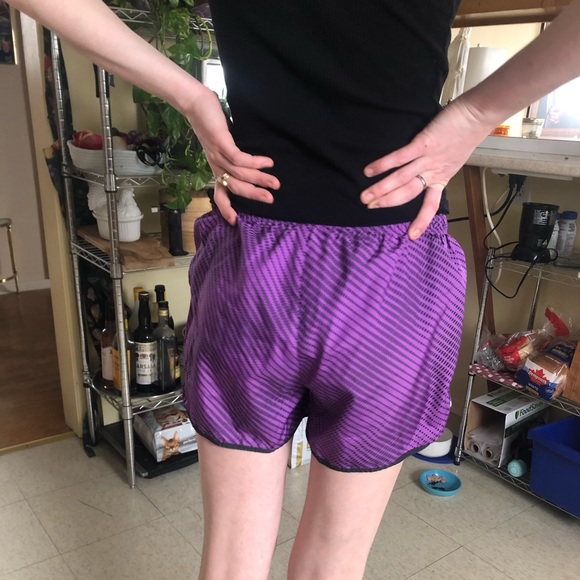 Work out shorts - Picture 3 of 5